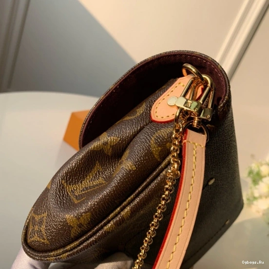 Vuitton Favorite Louis PM 0225